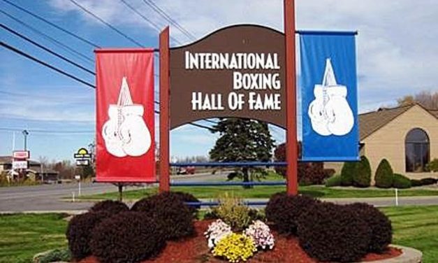 MAYWEATHER, KLICZKO I WARD W GALERII SŁAW BOKSU!