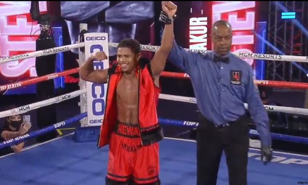 SHAKUR STEVENSON PEWNIE WYGRYWA NA GALI W LAS VEGAS.