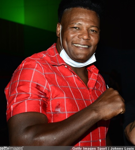 LUIS ORTIZ Z KONTUZJĄ PO WALCE Z MARTINEM. NIE POWALCZY Z HRGOVICEM.