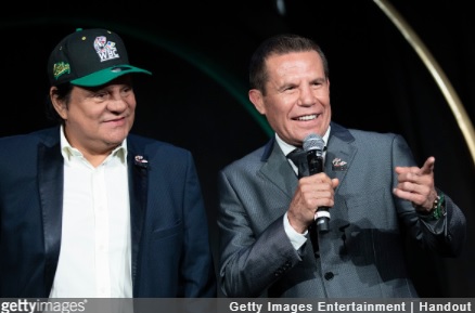 LEGENDA BOKSU: CANELO JUŻ PRZEWYŻSZYŁ OSIĄGNIĘCIAMI JULIO CESARA CHAVEZA
