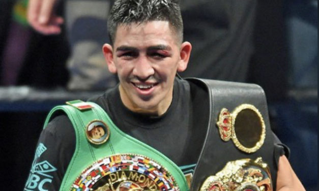 LEO SANTA CRUZ WAKUJE TYTUŁ MISTRZA ŚWIATA I PRZENOSI SIĘ DYWIZJĘ WYŻEJ!
