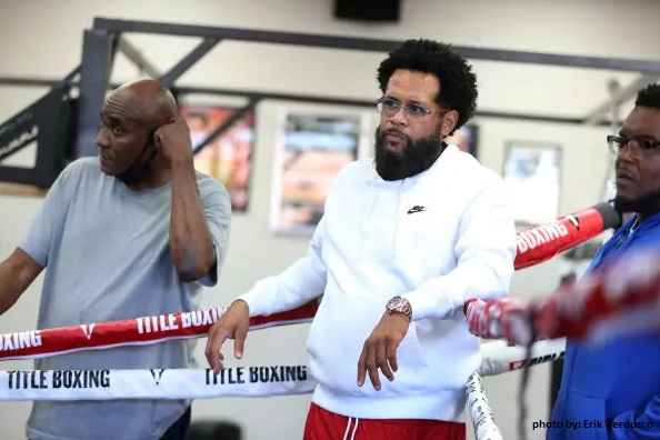 HANEY W WALCE Z KAMBOSOSEM BEZ OJCA/TRENERA W NAROŻNIKU! SENIOR NIE PRZESZEDŁ ODPRAWY