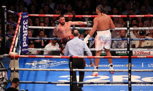 JOE JOYCE I JOSEPH PARKER PO SOBOTNIEJ WALCE.
