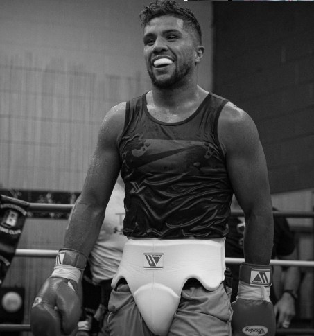 CEM KILIC NIE ŻYJE. TURECKI PIĘŚCIARZ PRZEDAWKOWAŁ NARKOTYKI. 