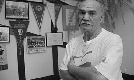 NIE ŻYJE LEGENDA POLSKIEGO BOKSU. MISTRZ OLIMPIJSKI ODSZEDŁ W WIEKU 86 LAT